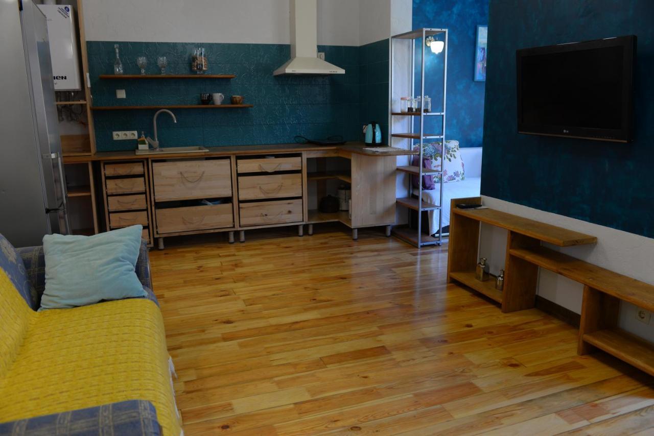 Romantic Guest House Каменец-Подольский Экстерьер фото